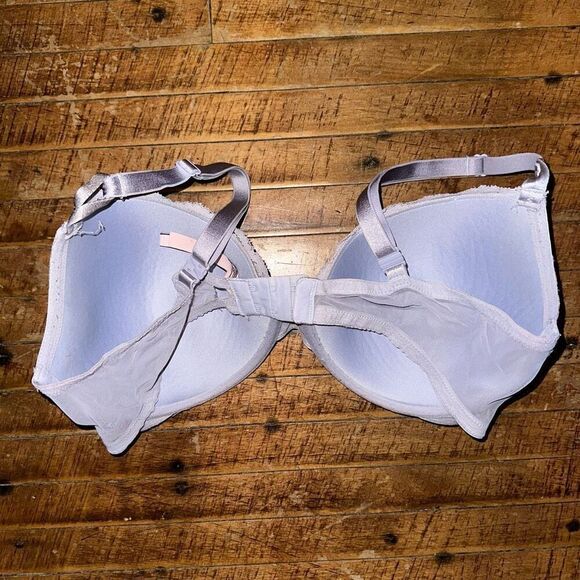 Victoria’s Secret 38D smoky blue leopard print bra - Picture 2 of 3